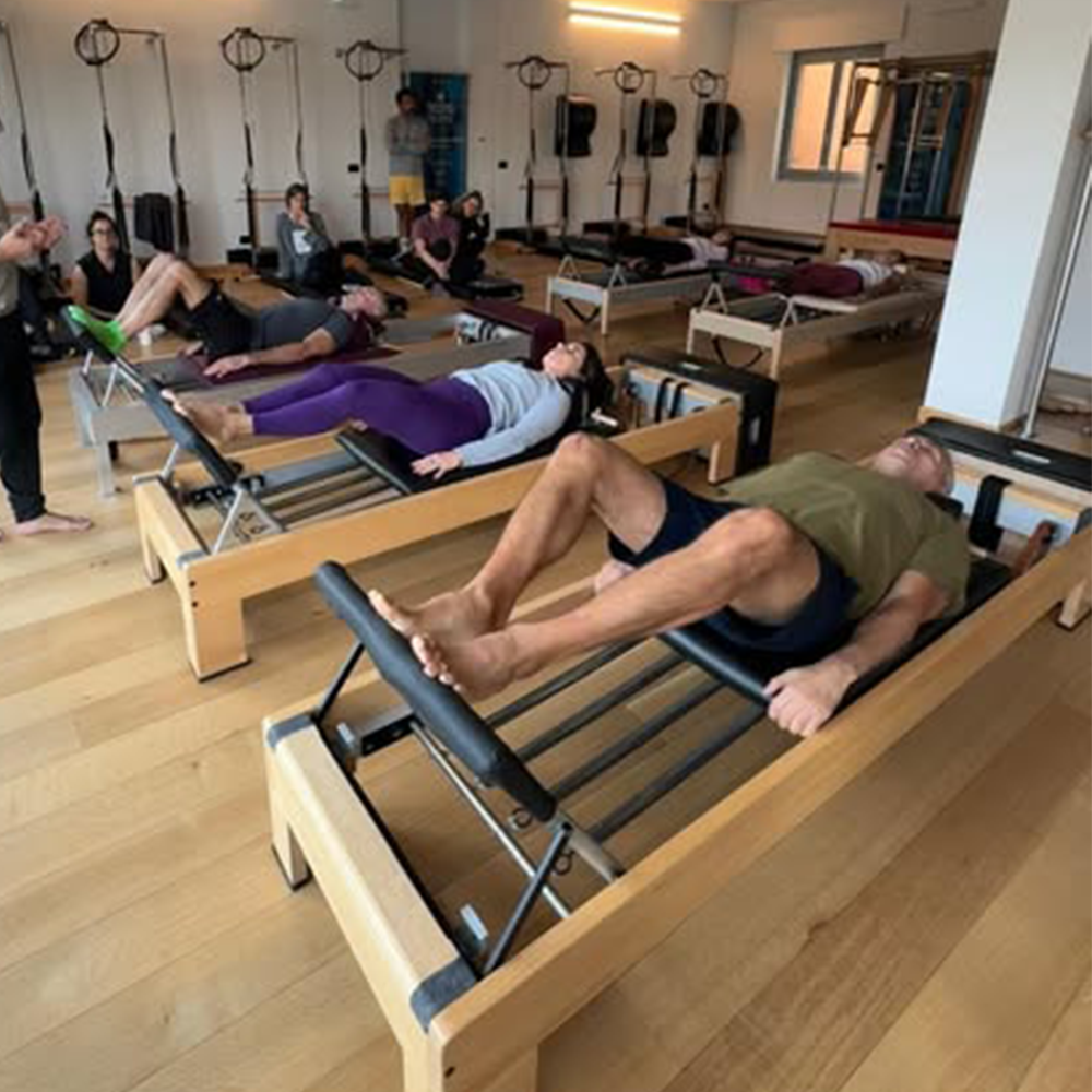 Classic-Wood-Pilates-Reformer-Training-3